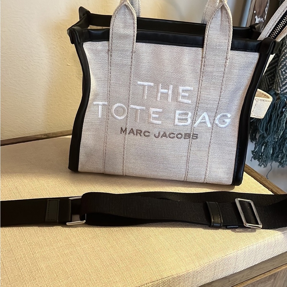 Marc Jacobs Minit The Tote Bag